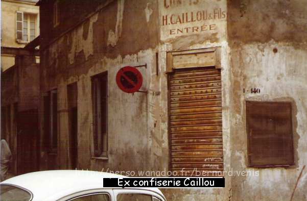 Angle rue Levacher - rue Dordor : la confiserie Caillou.